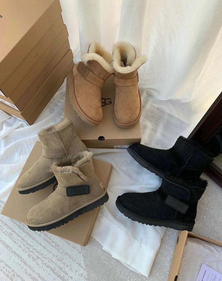 UGG