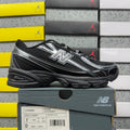 NEW BALANCE 740