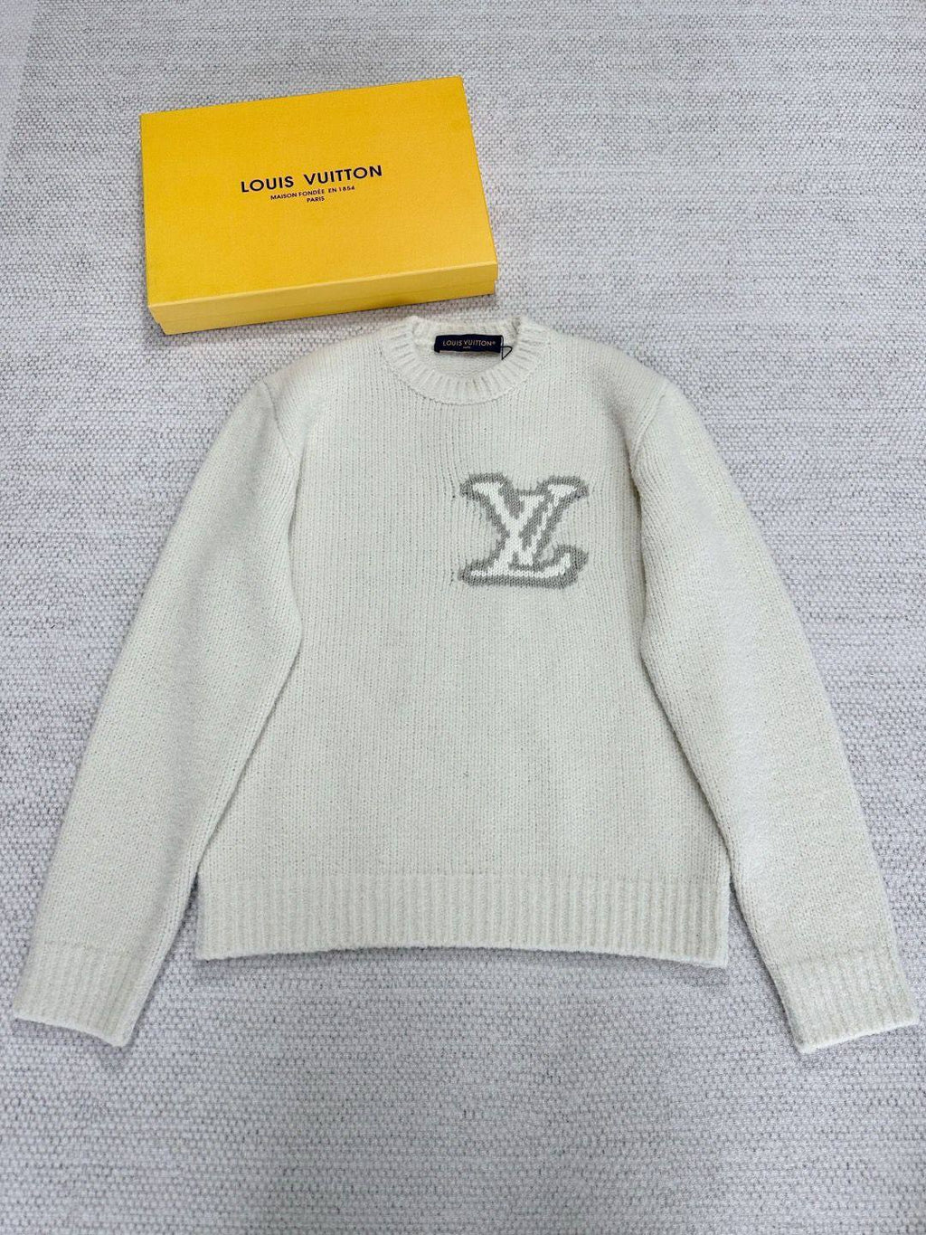 Sweat LV
