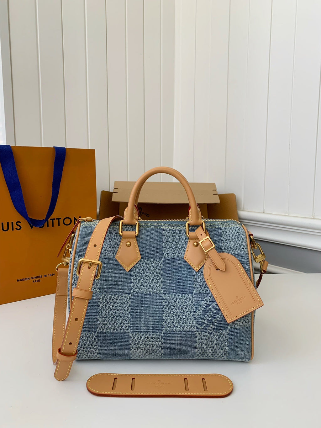 Mala LV