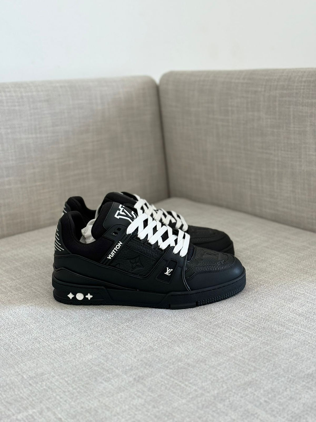 LV