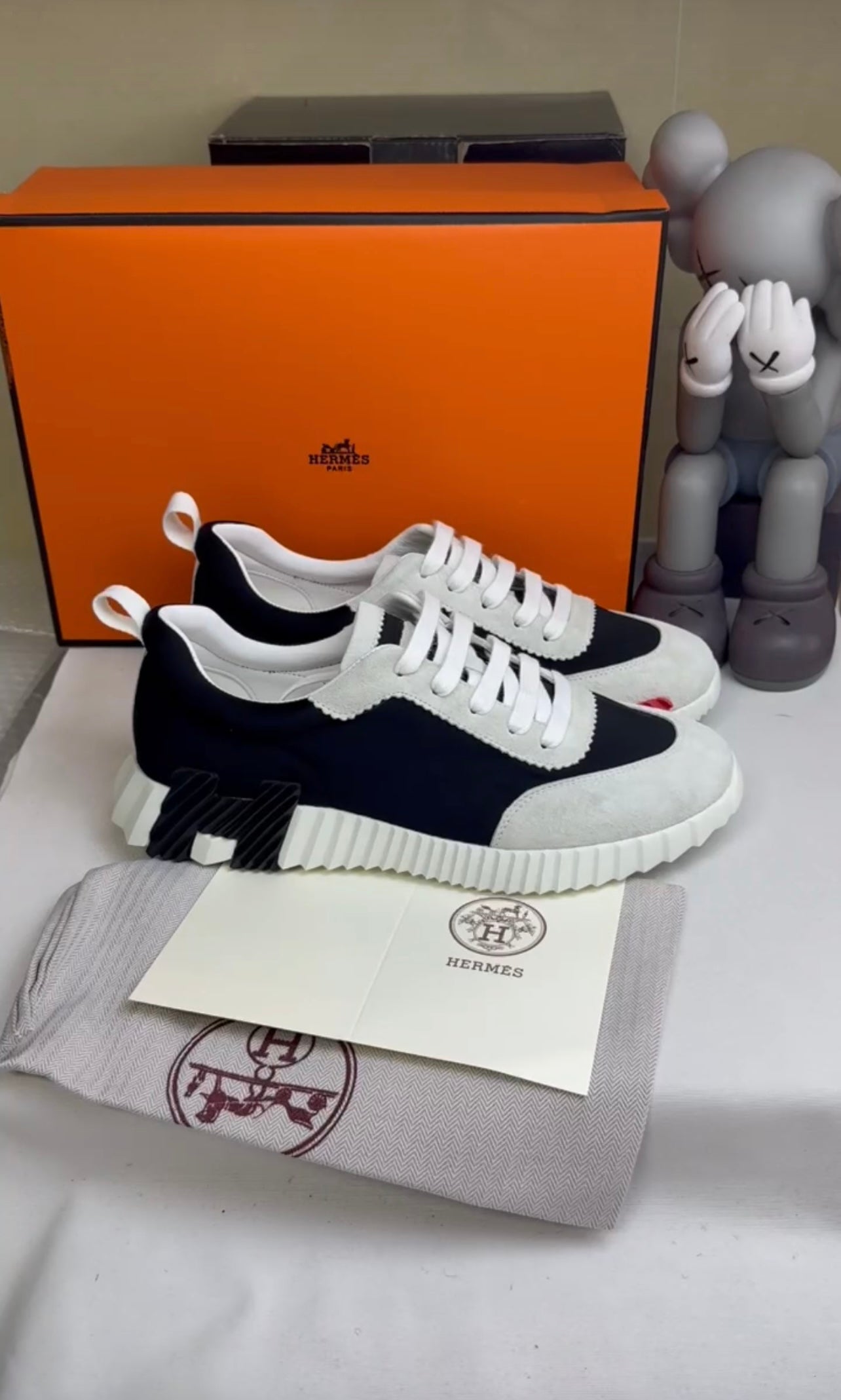 HERMÈS