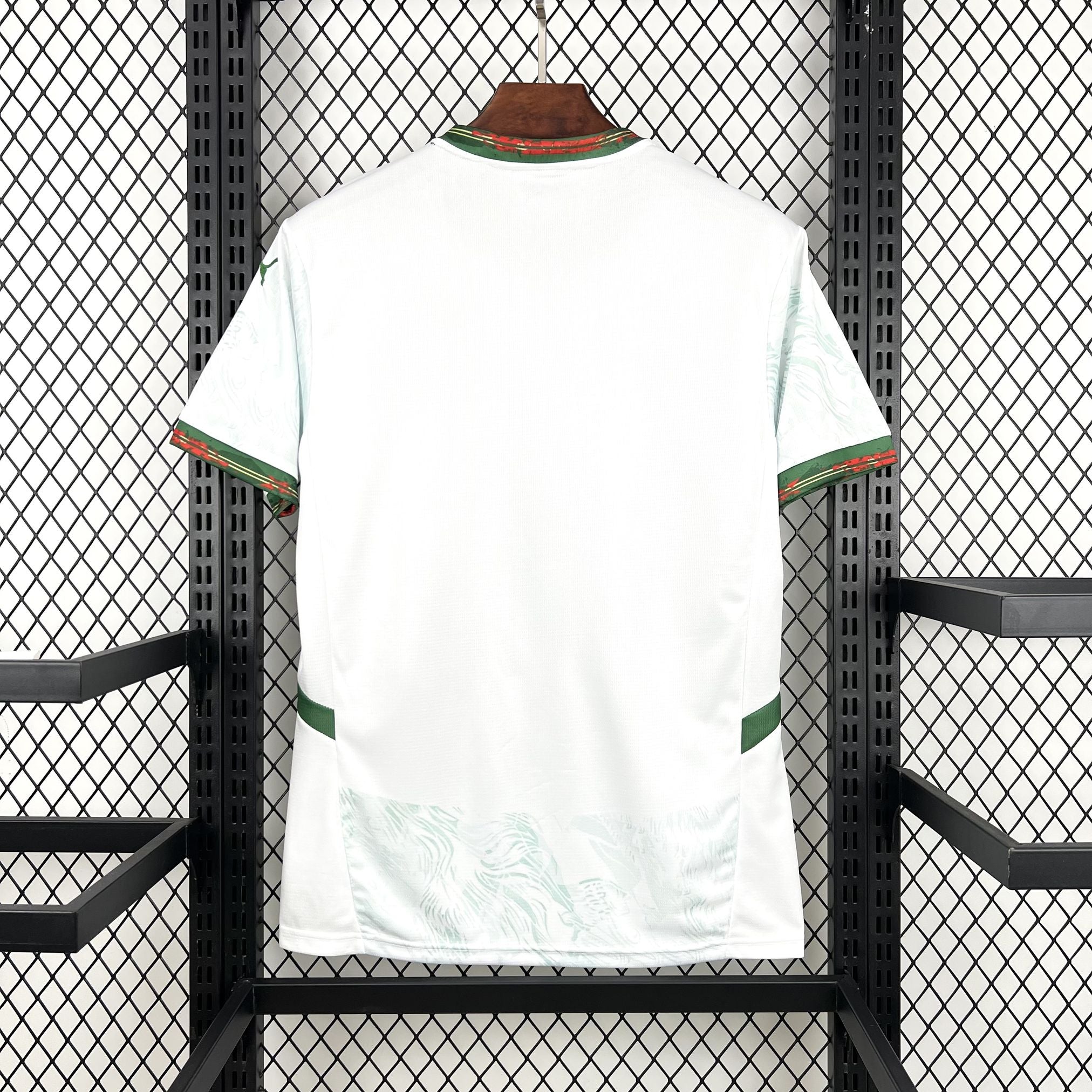 🇵🇹 Camisola Portugal Edição Especial Verde & Branco