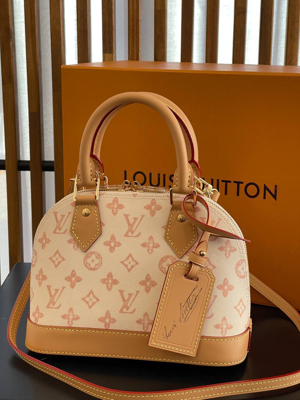 Mala LV