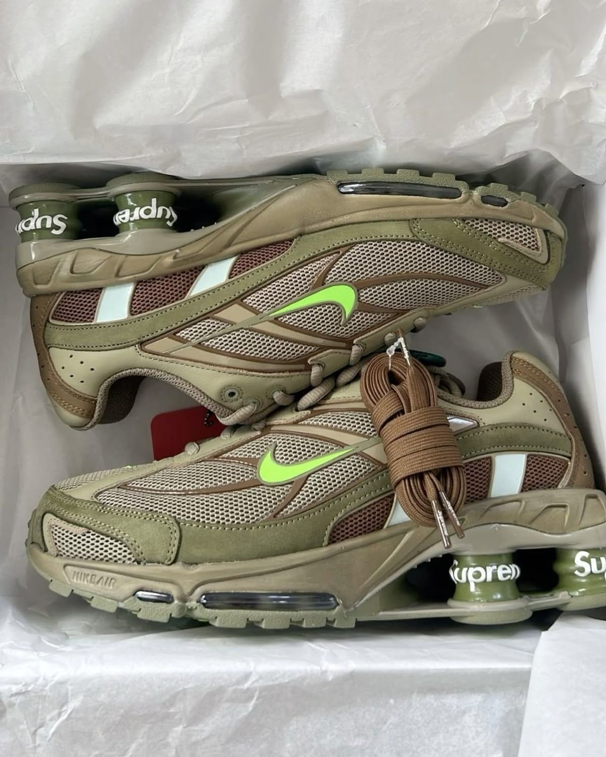 Nike - x Supreme Shox