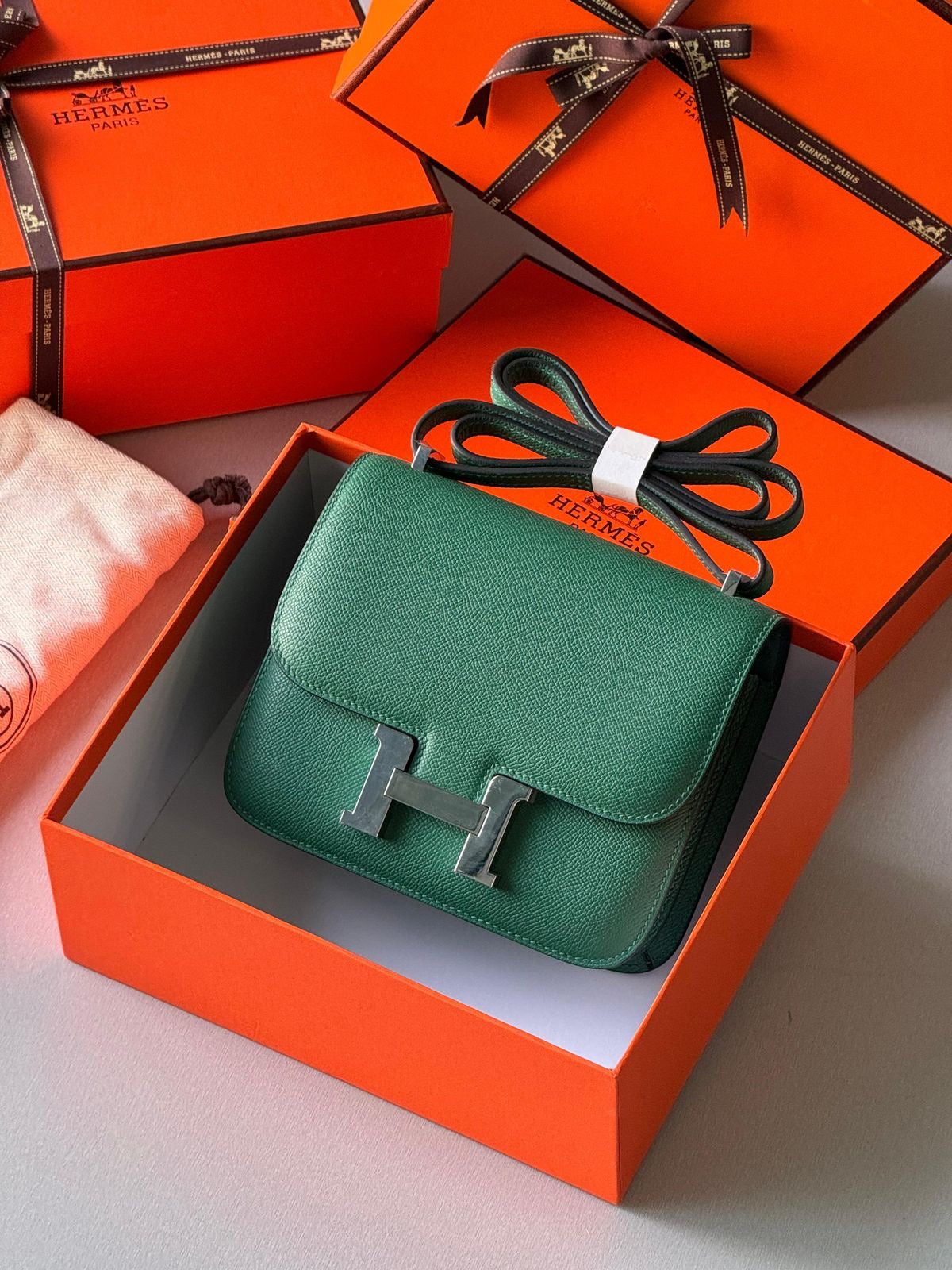 HERMÈS