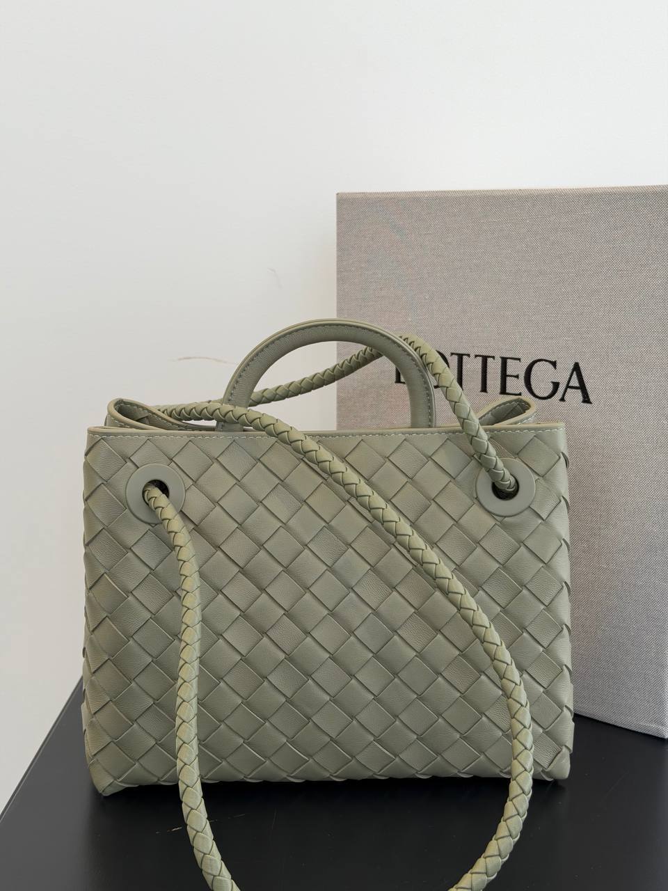 BOTTEGA VENETA