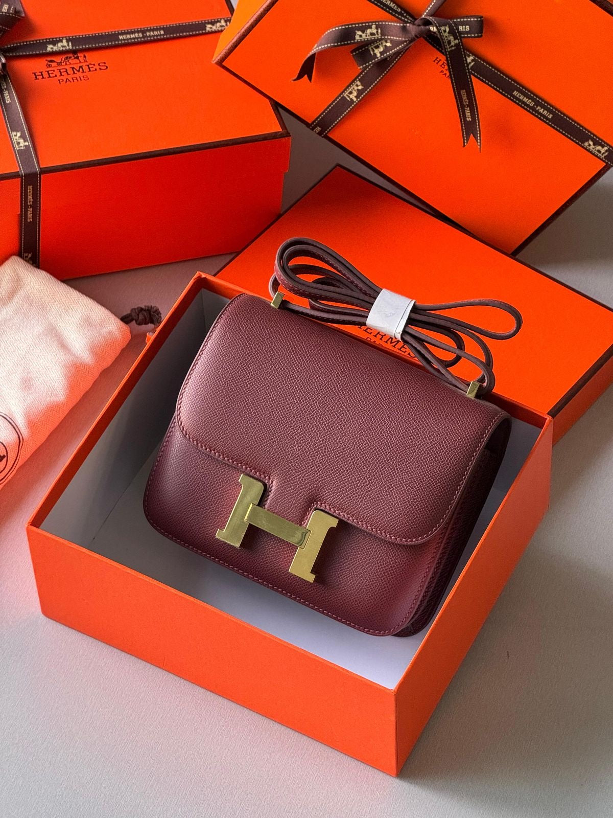 HERMÈS