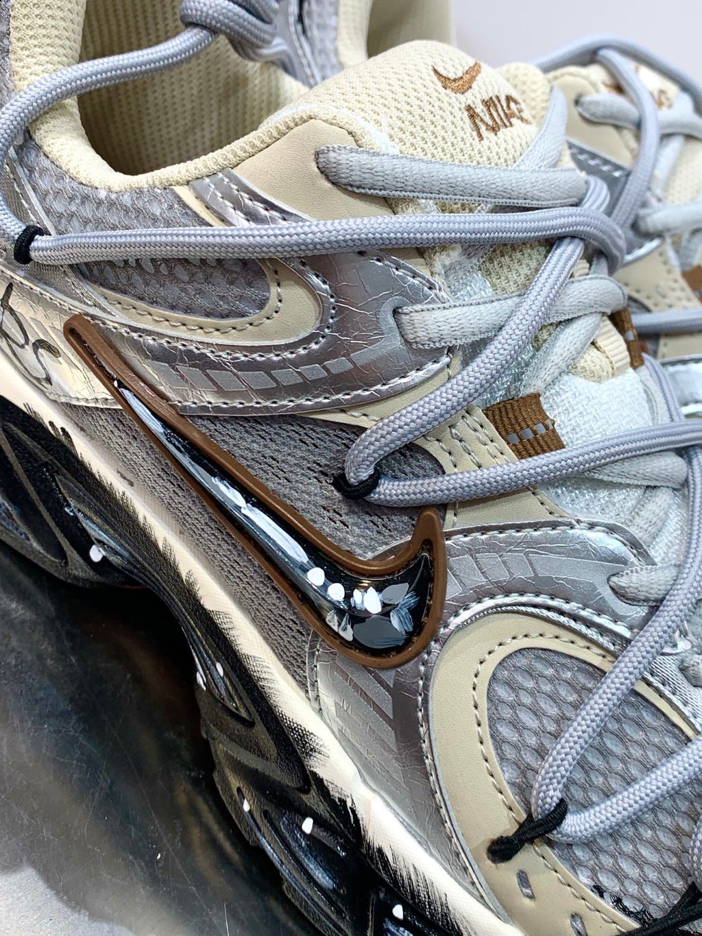 Nike