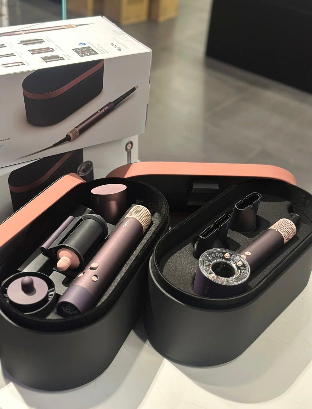 DYSON
