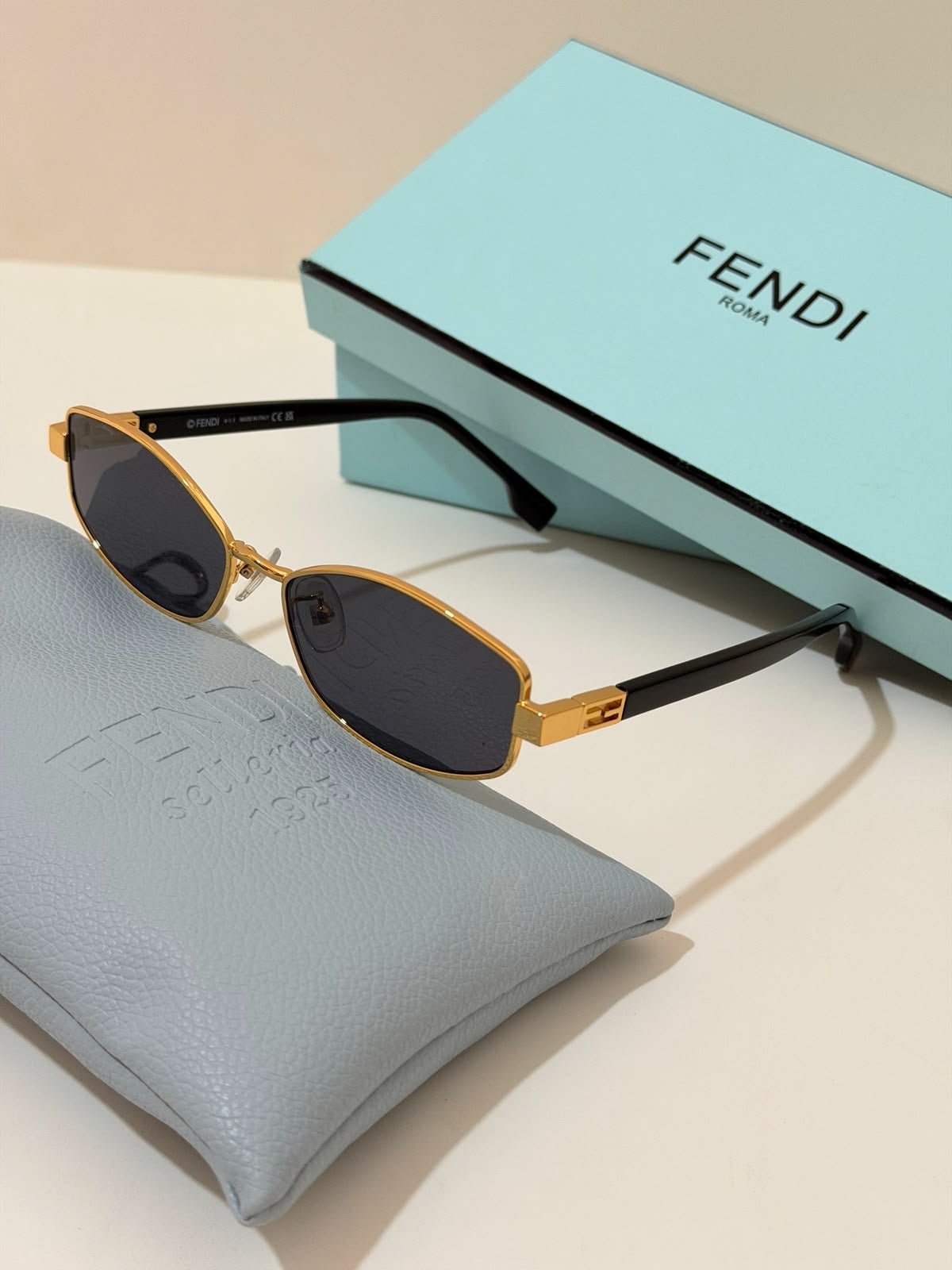 Óculos FENDI