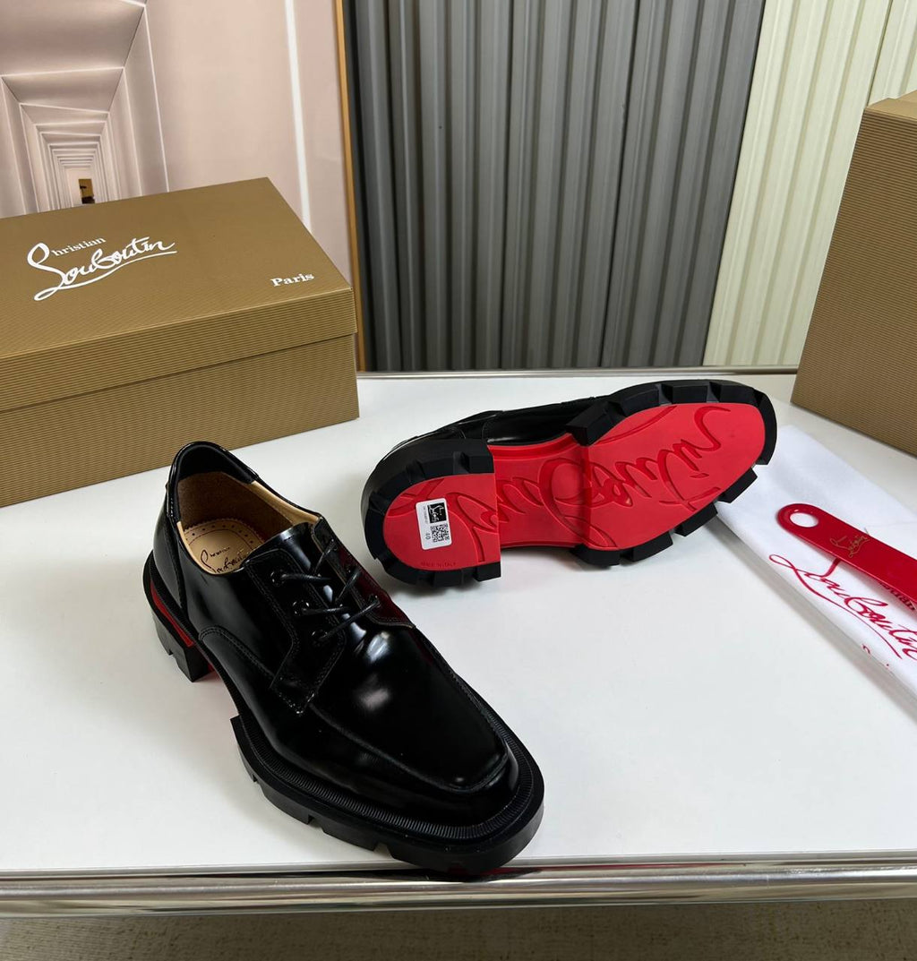 Sapatos LOUBOUTIN