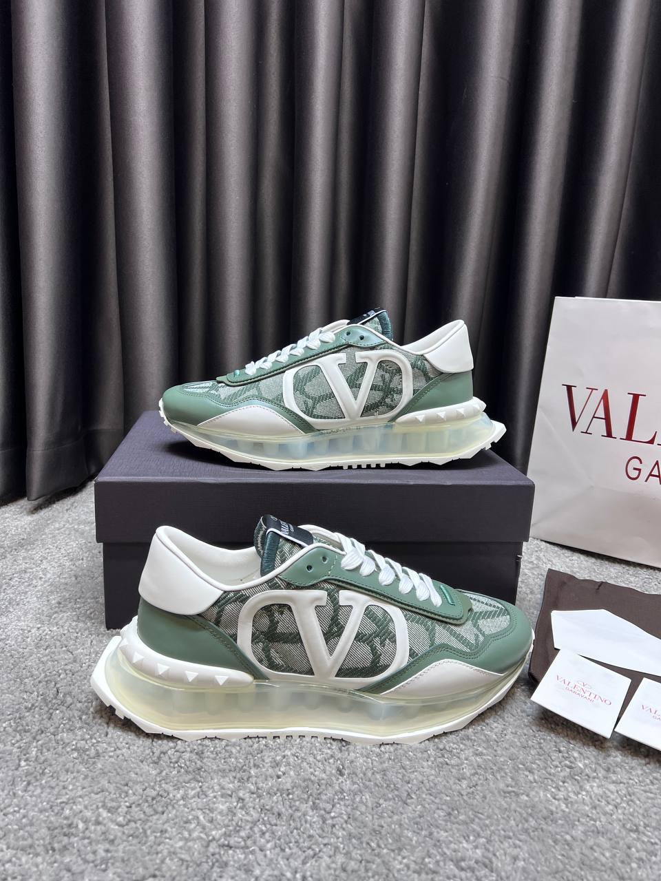 VALENTINO
