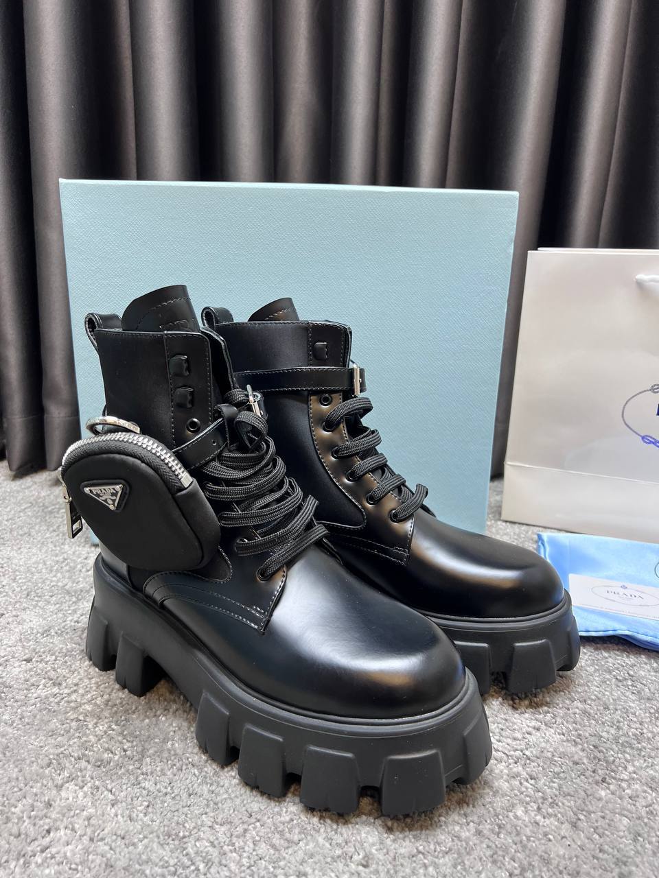 Botas PRADA