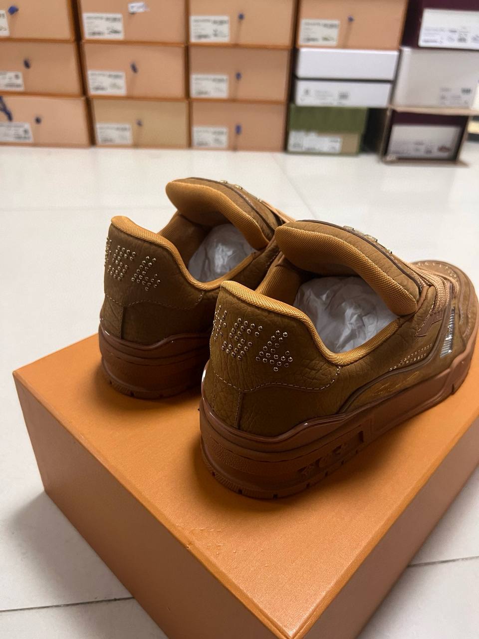 LV