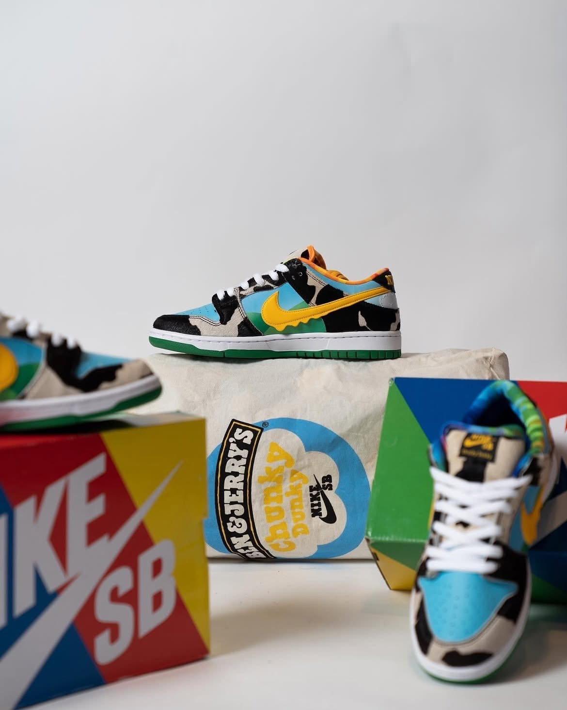 Nike Dunk Low Cow