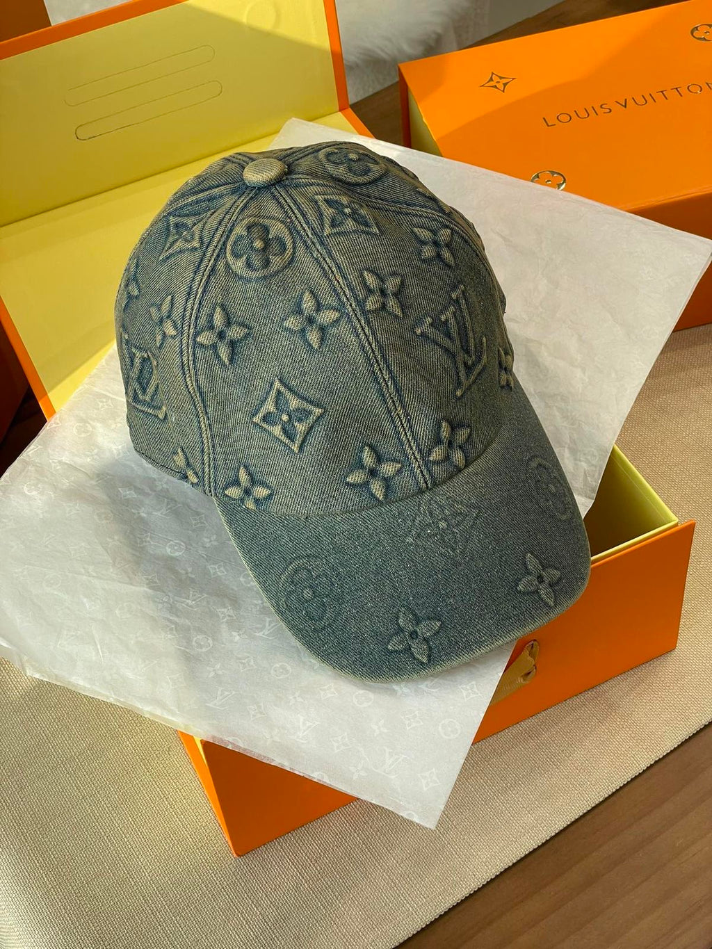 Chapéu LV