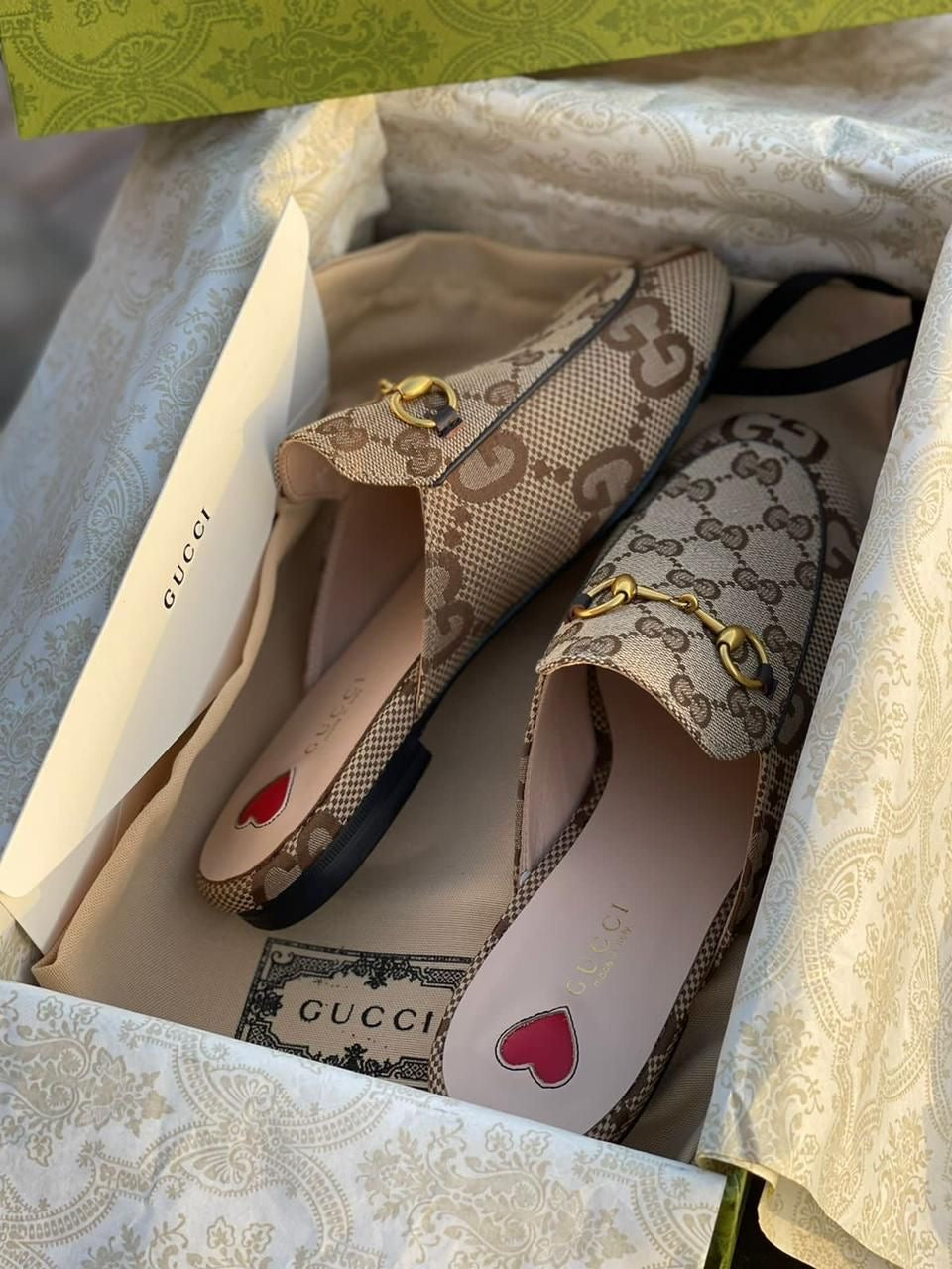 Chinelo GUCCI