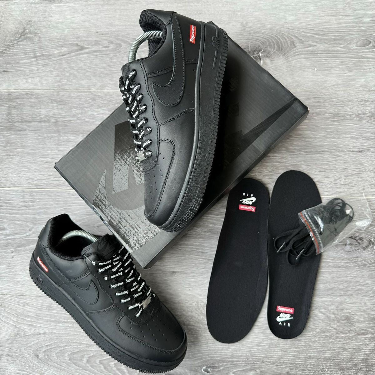Af1 x SUPREME