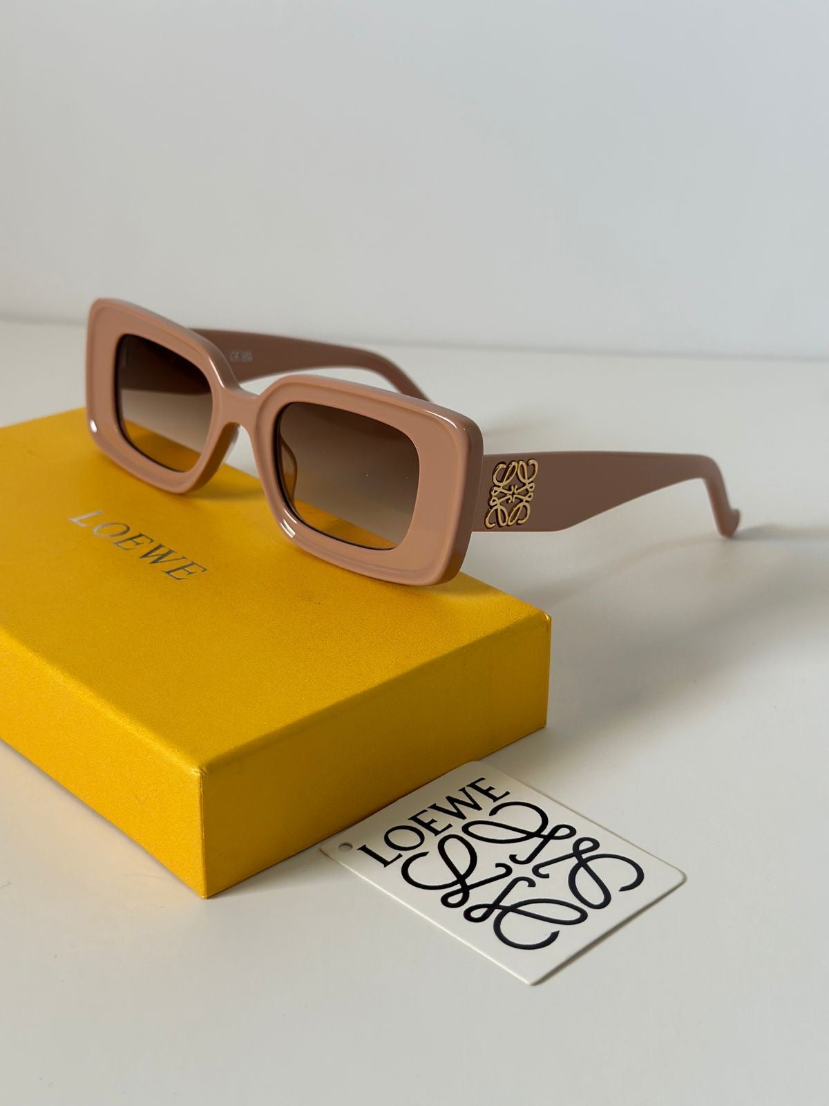 Óculos Loewe