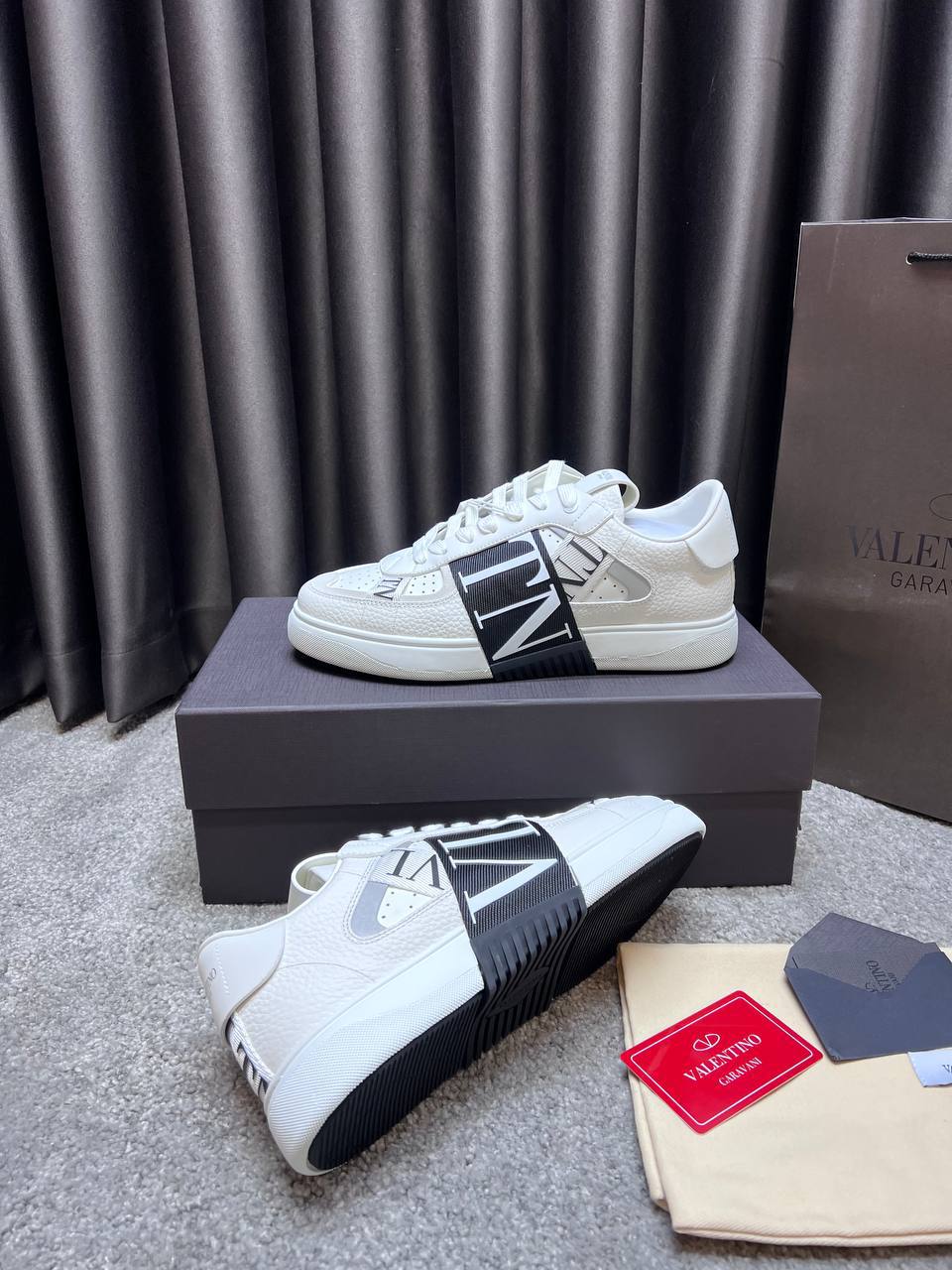 VALENTINO