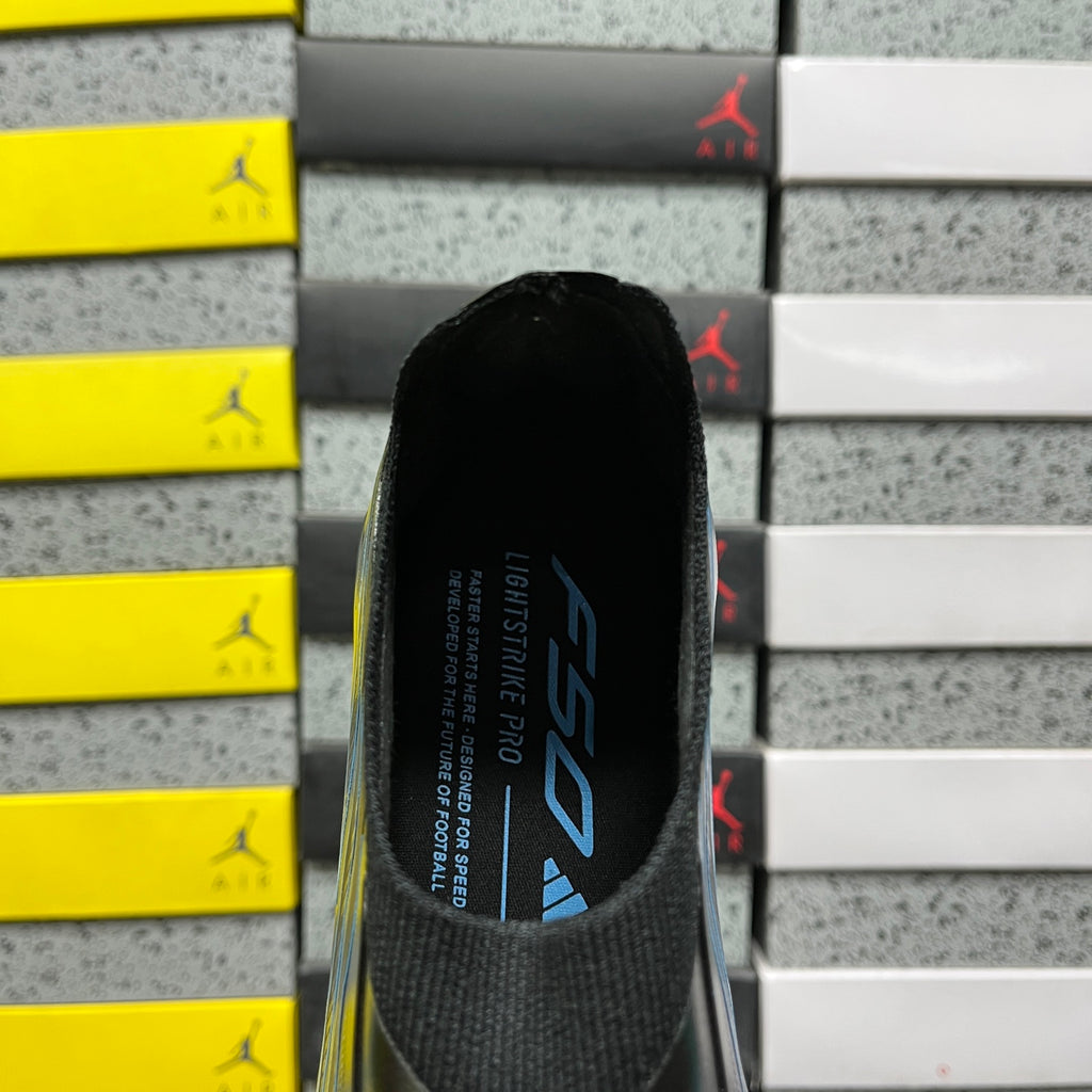 Chuteiras adidas F50 Elite Laceless FG Black/Blue