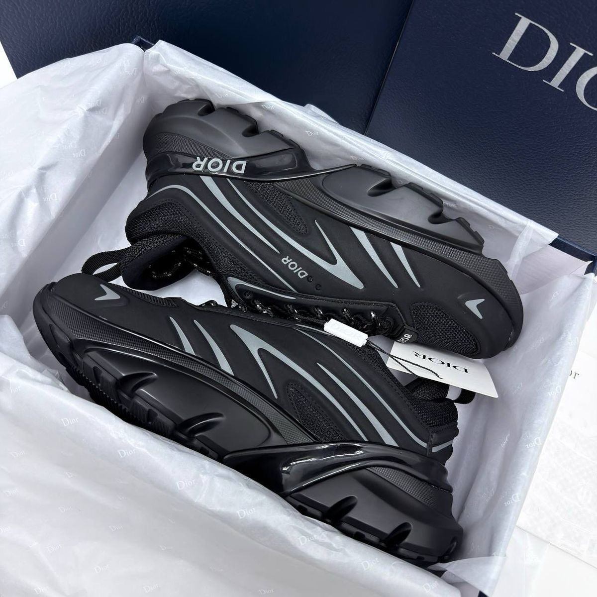 DIOR