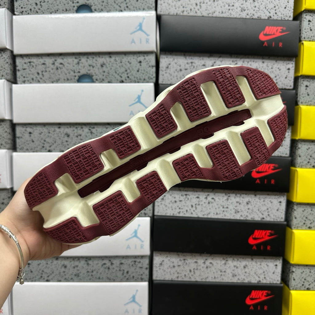 Sapatilhas On x Kith Cloudswift K-Tech 2 Green / Cream