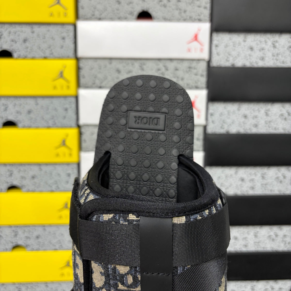 Chinelo DIOR