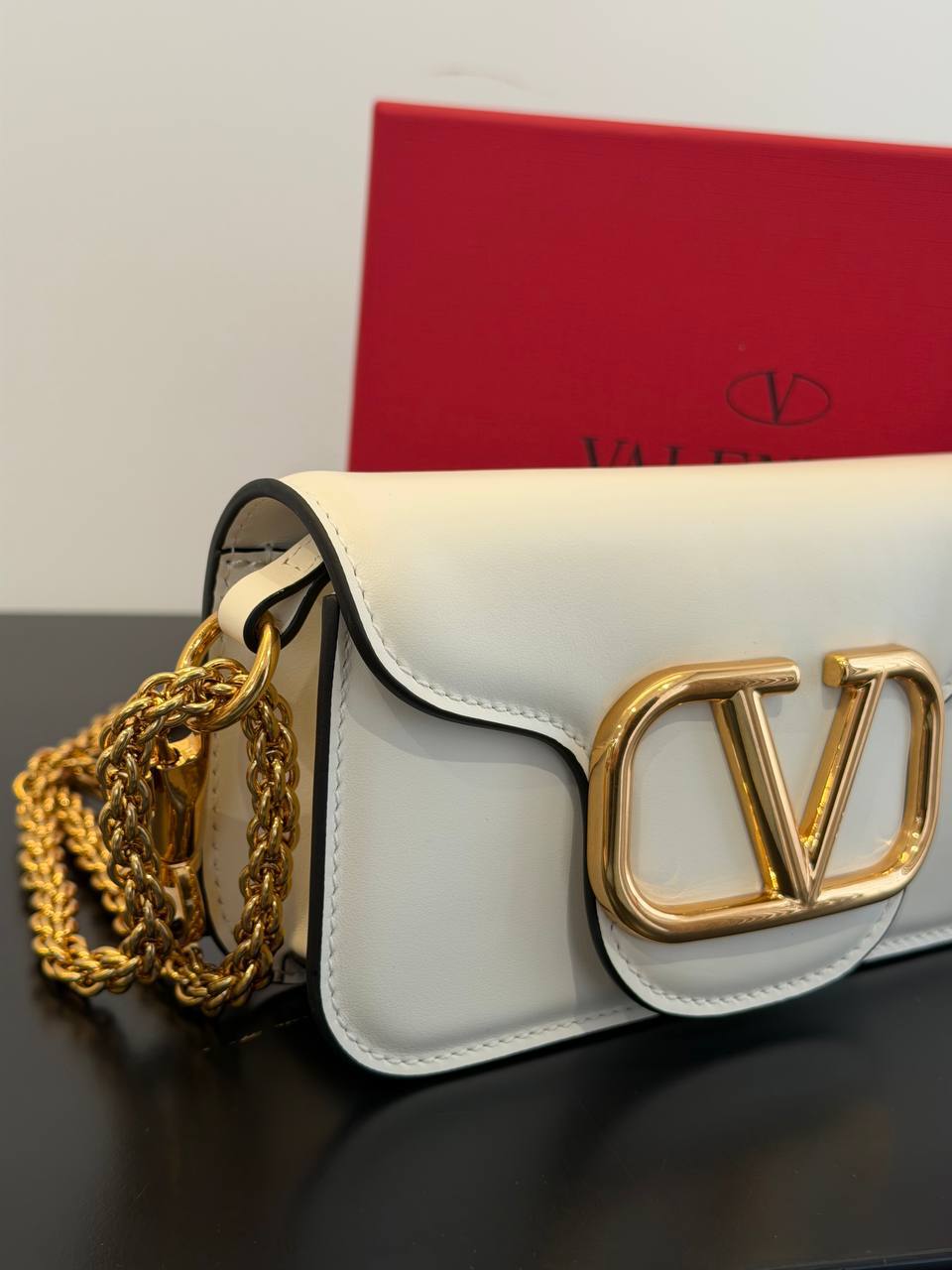 VALENTINO
