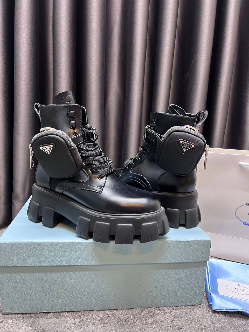 Botas PRADA