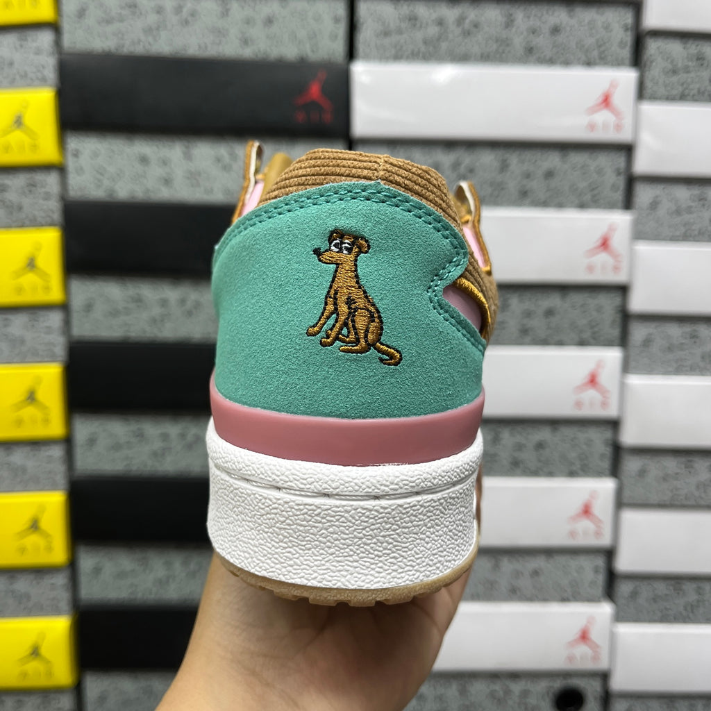 Sapatilhas Adidas x SIMPSONS