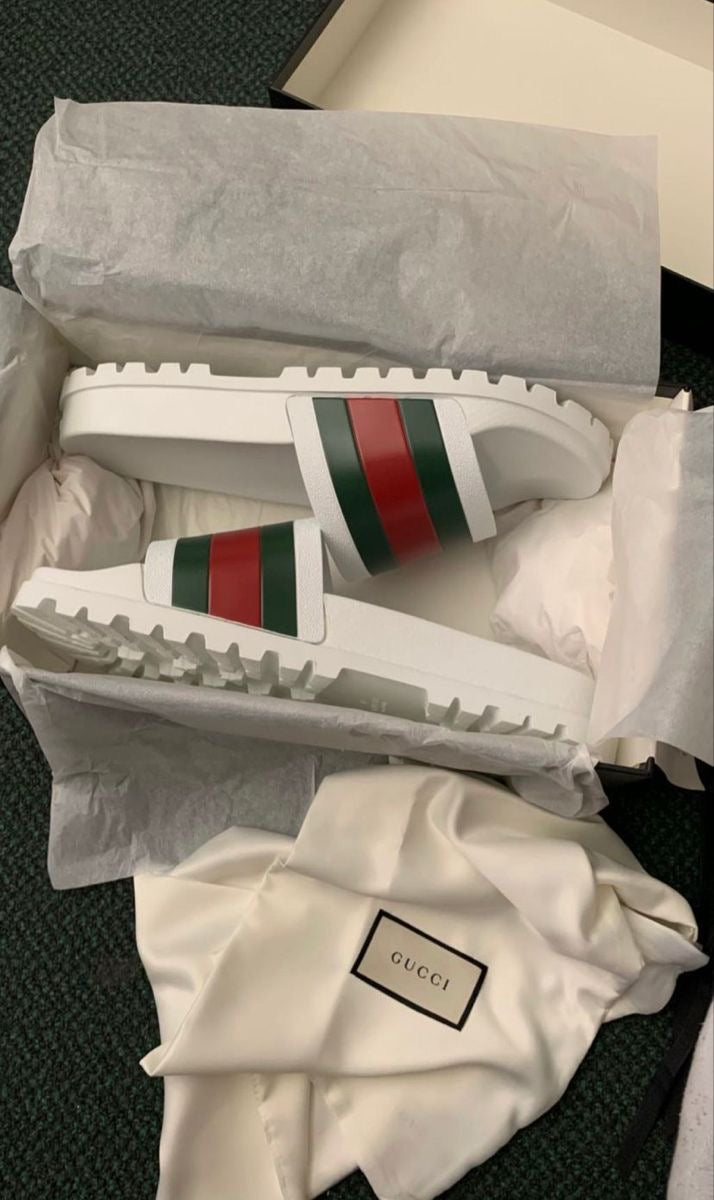 Chinelo GUCCI