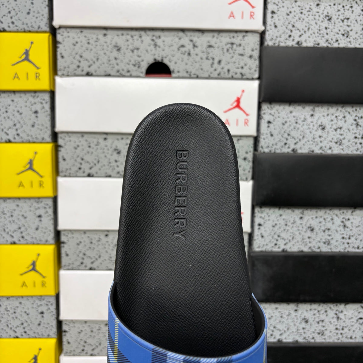 Chinelo BURBERRY