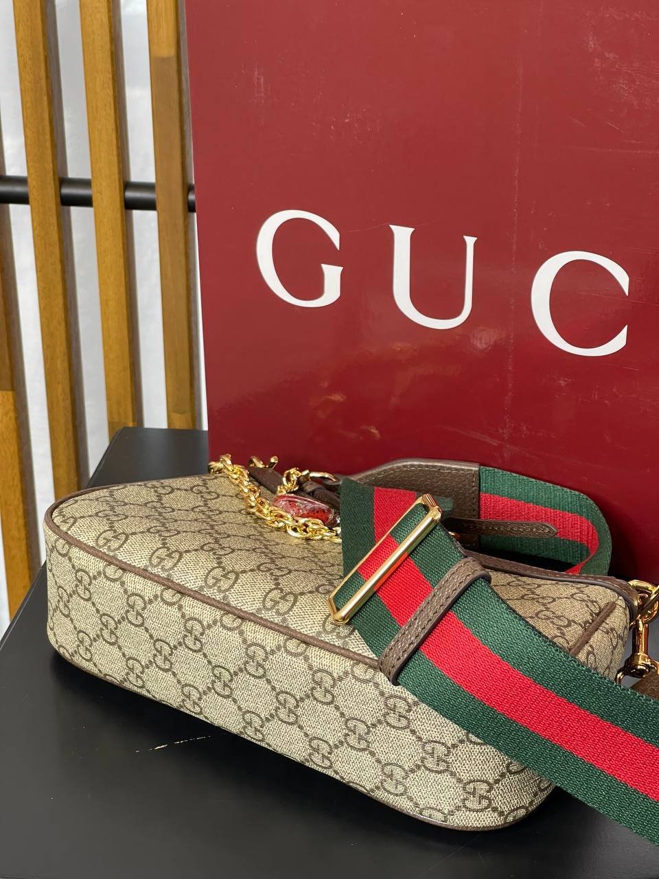 GUCCI