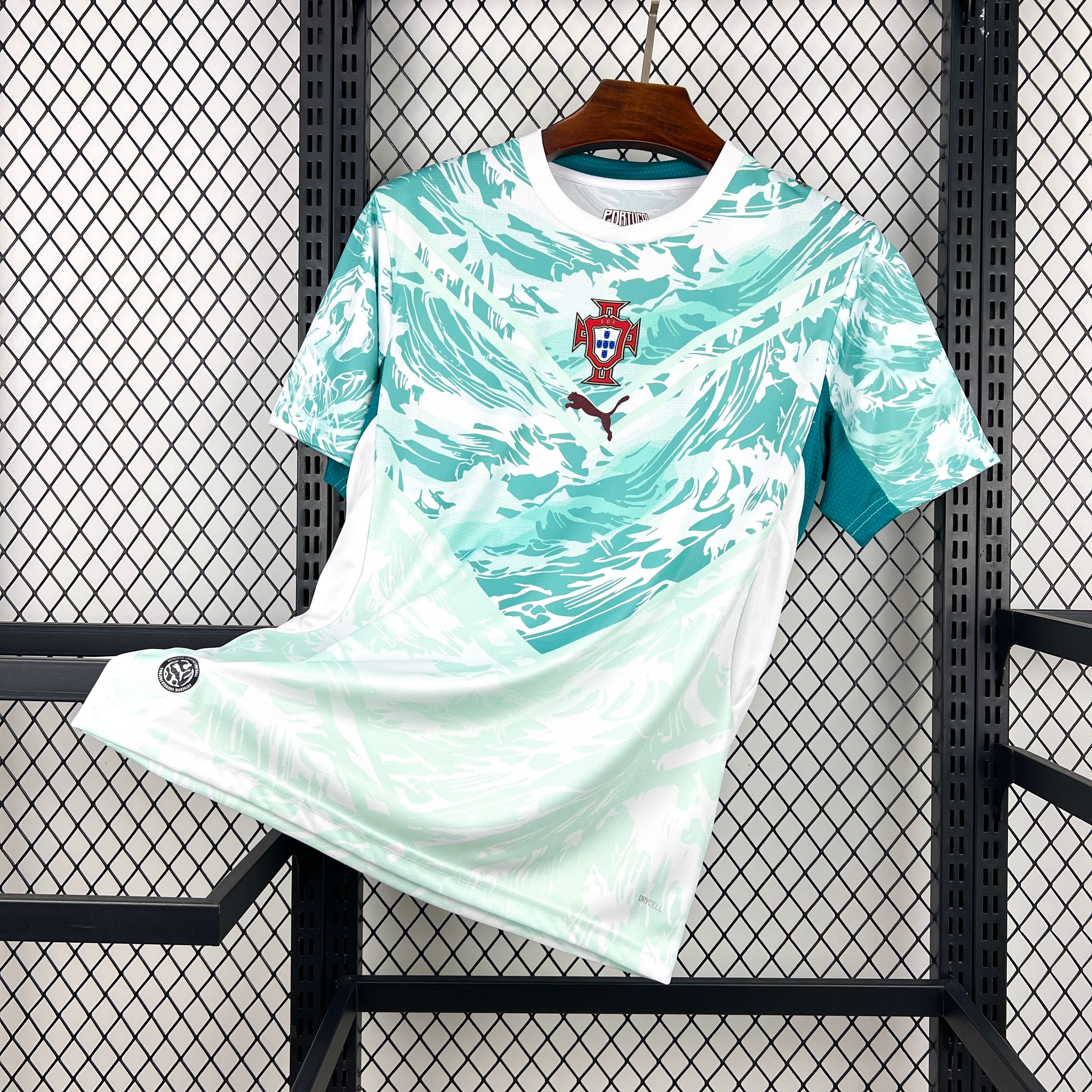 🇵🇹 Camisola Portugal Edição Especial Verde Água