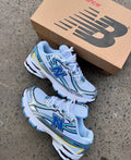 NEW BALANCE 740