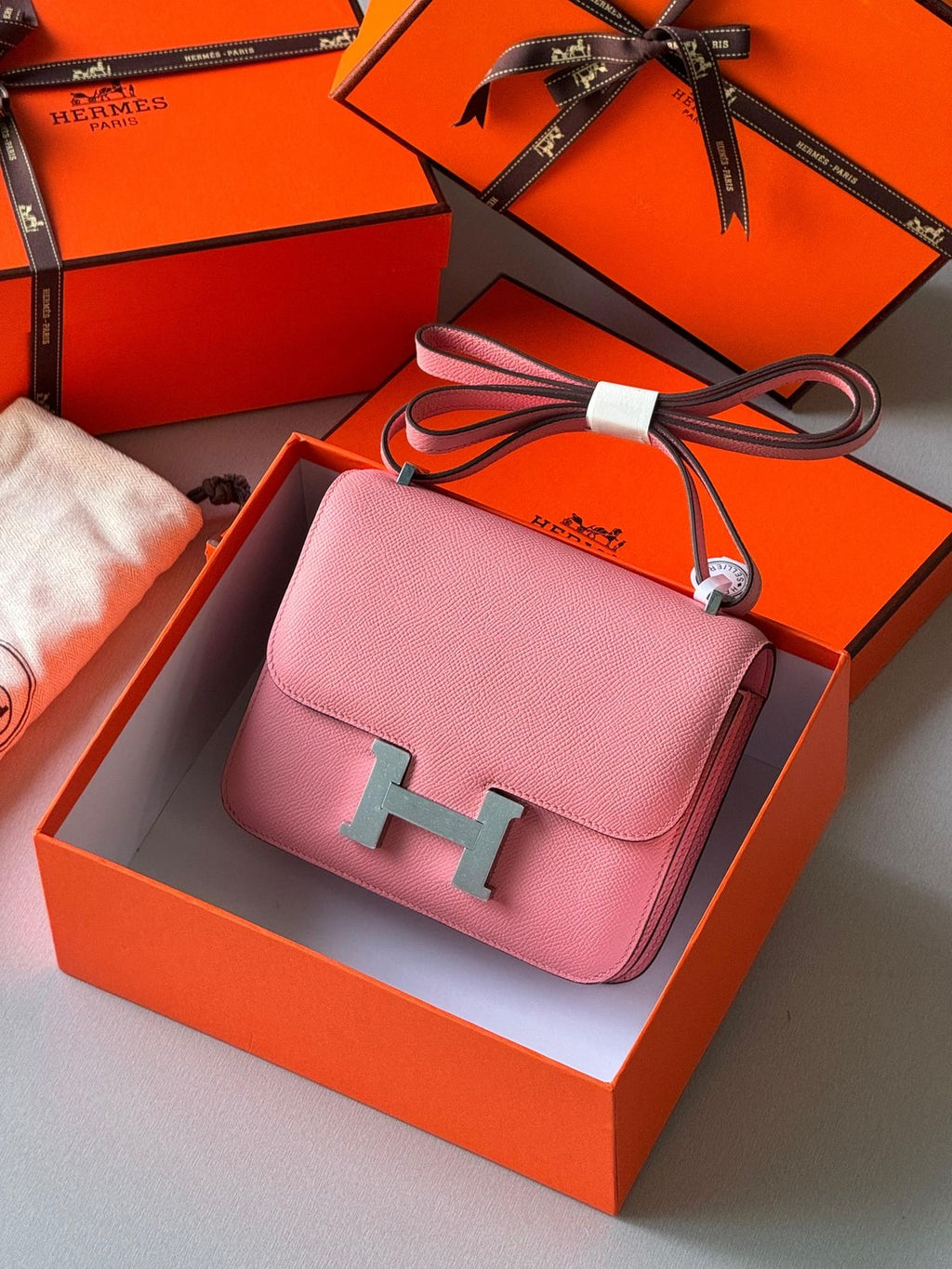 HERMÈS