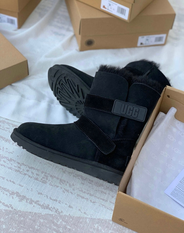 UGG