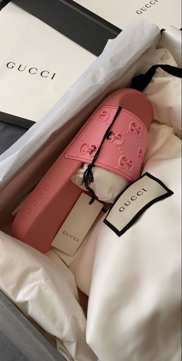Chinelo GUCCI