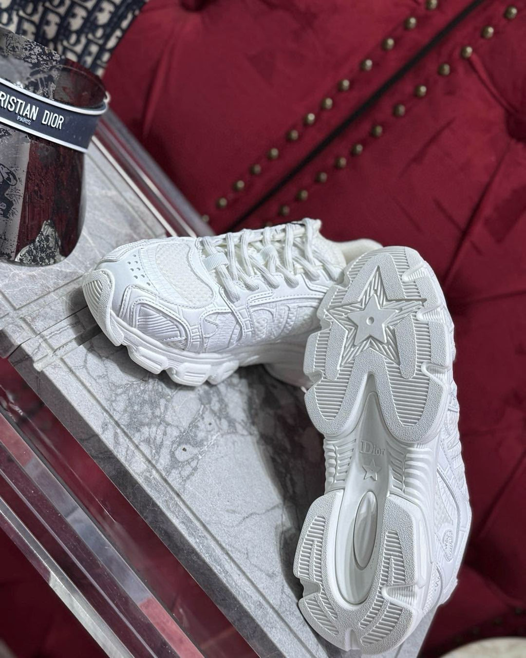 DIOR