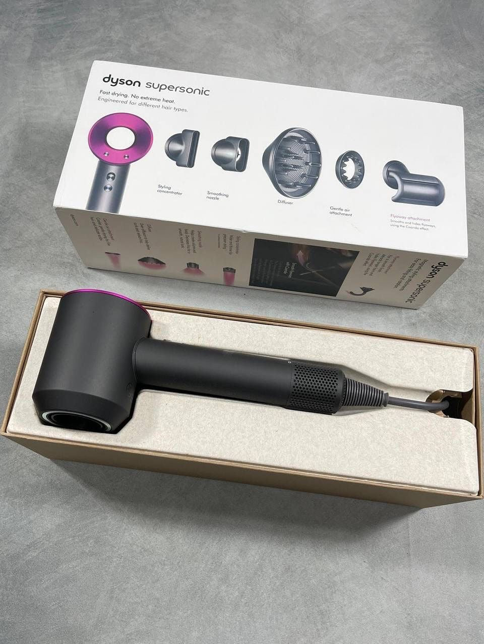 DYSON