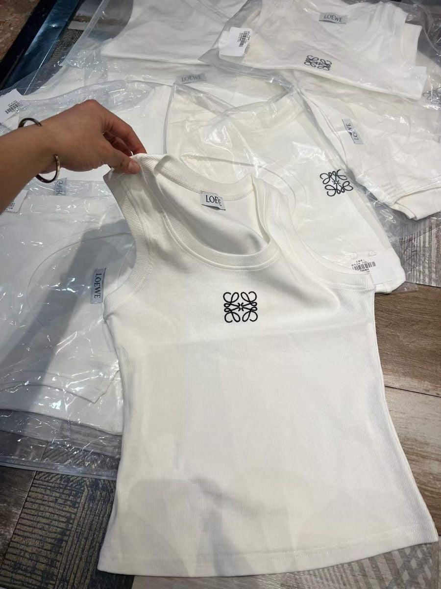 Top LOEWE