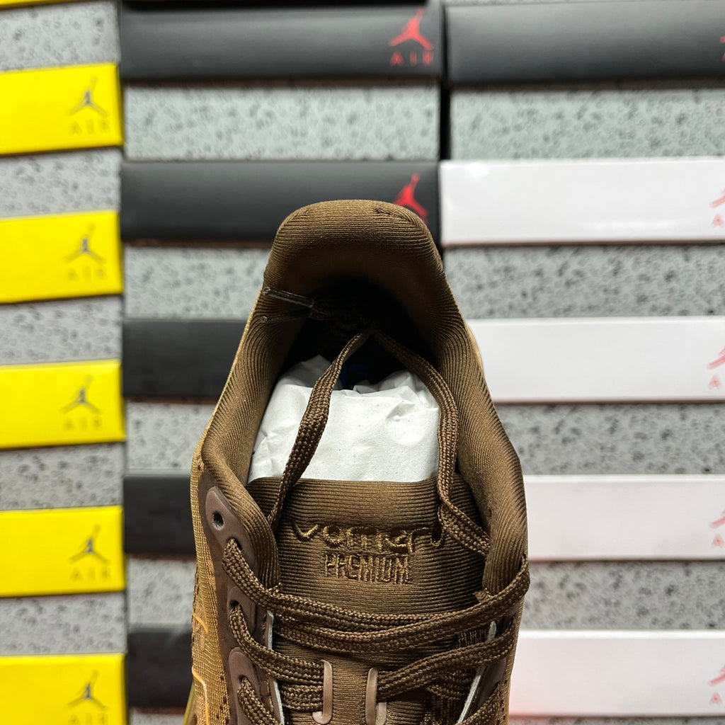 Sapatilhas NIKE ZOOM VOMERO PREMIUM