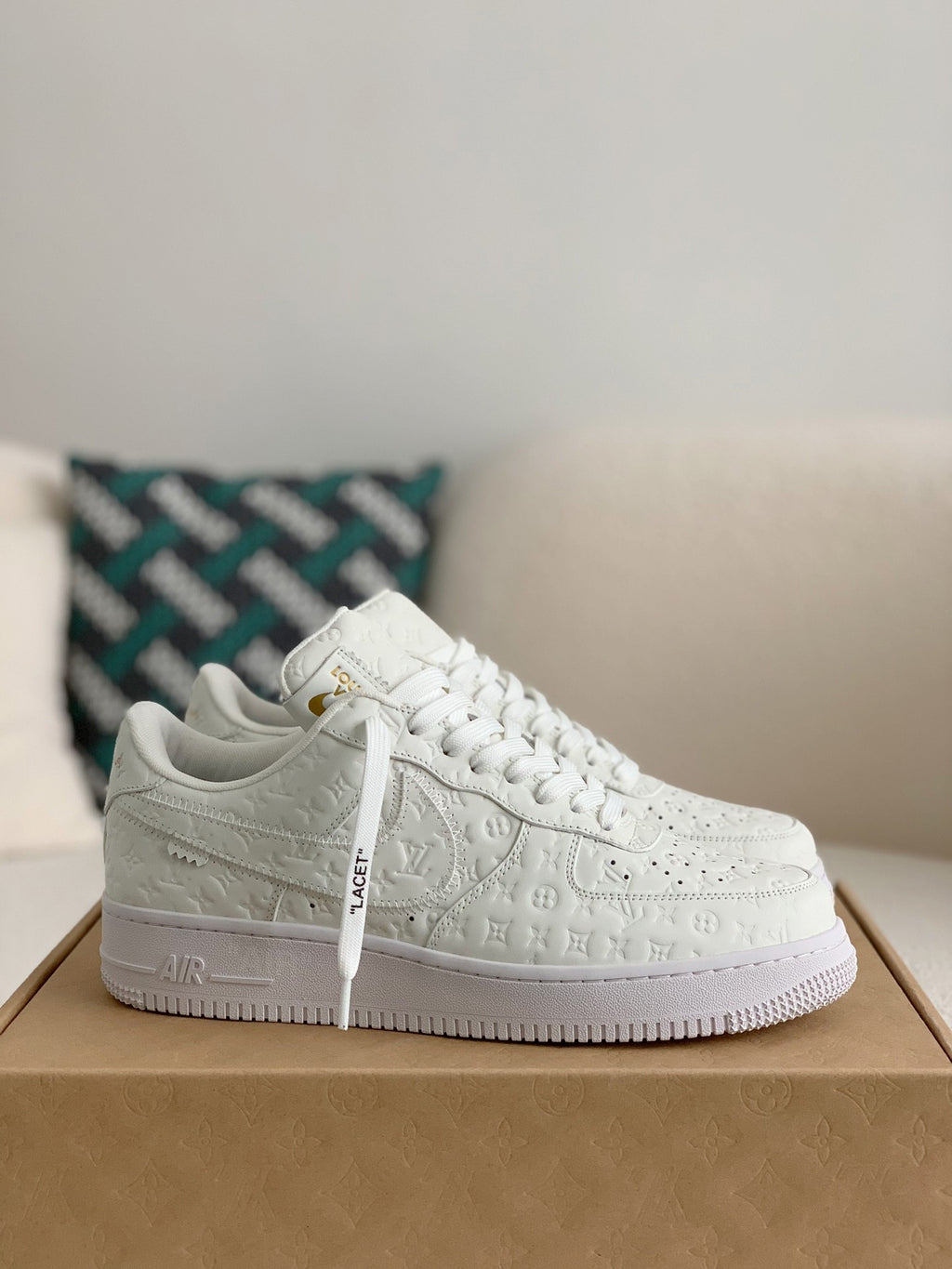 Af1 x LV