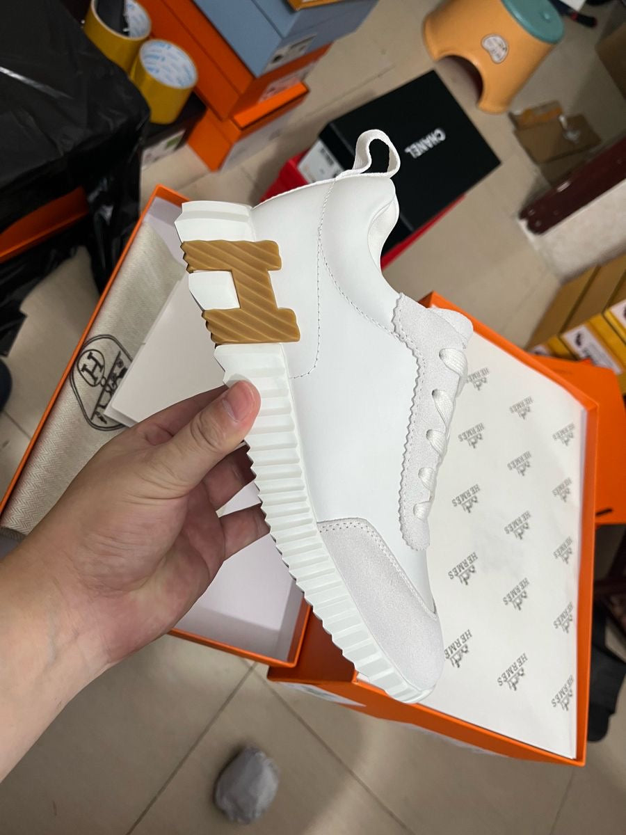 HERMÈS