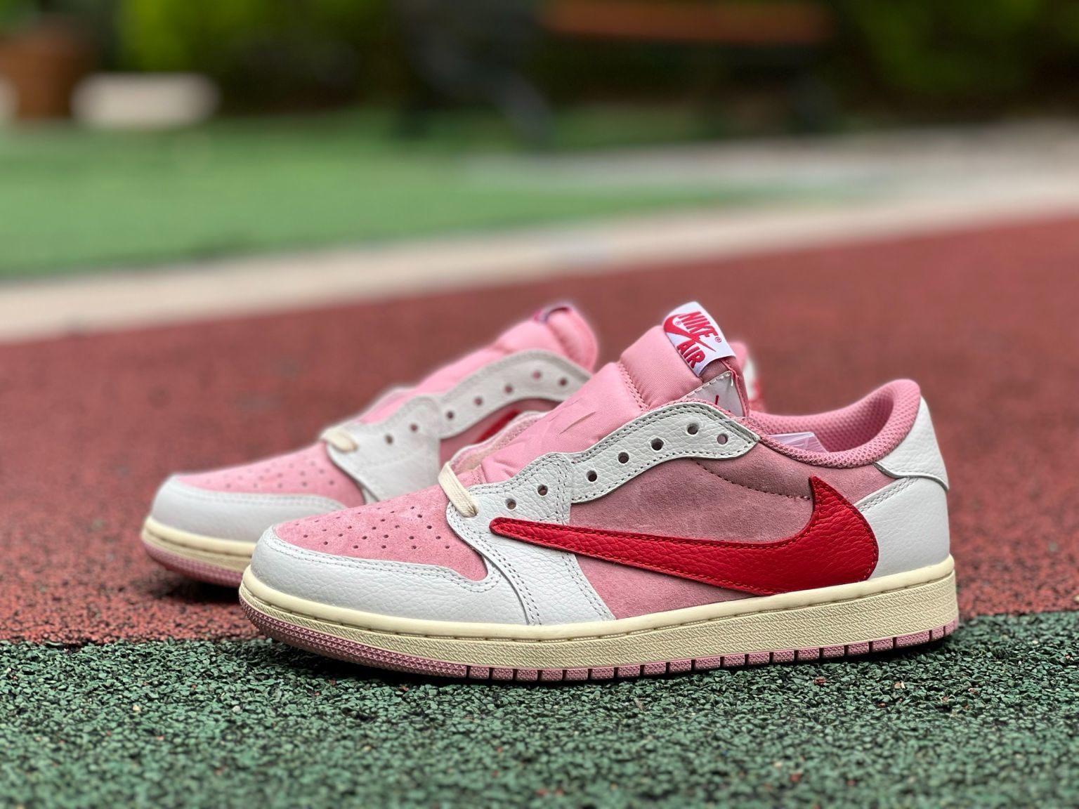 Travis Scott x Air Jordan 1 Low OG