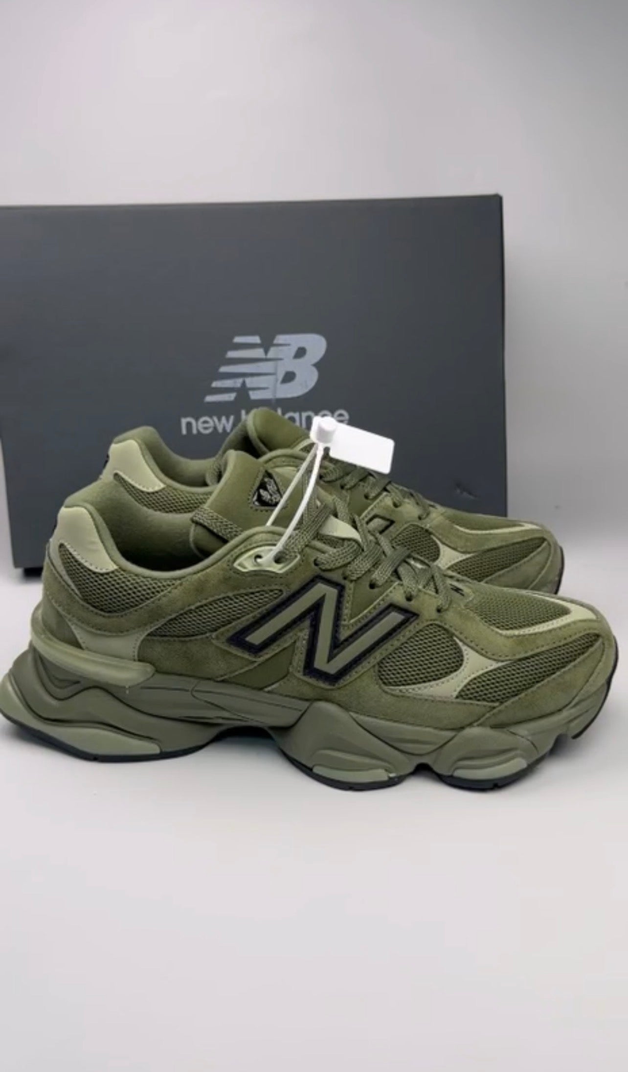 NEW BALANCE