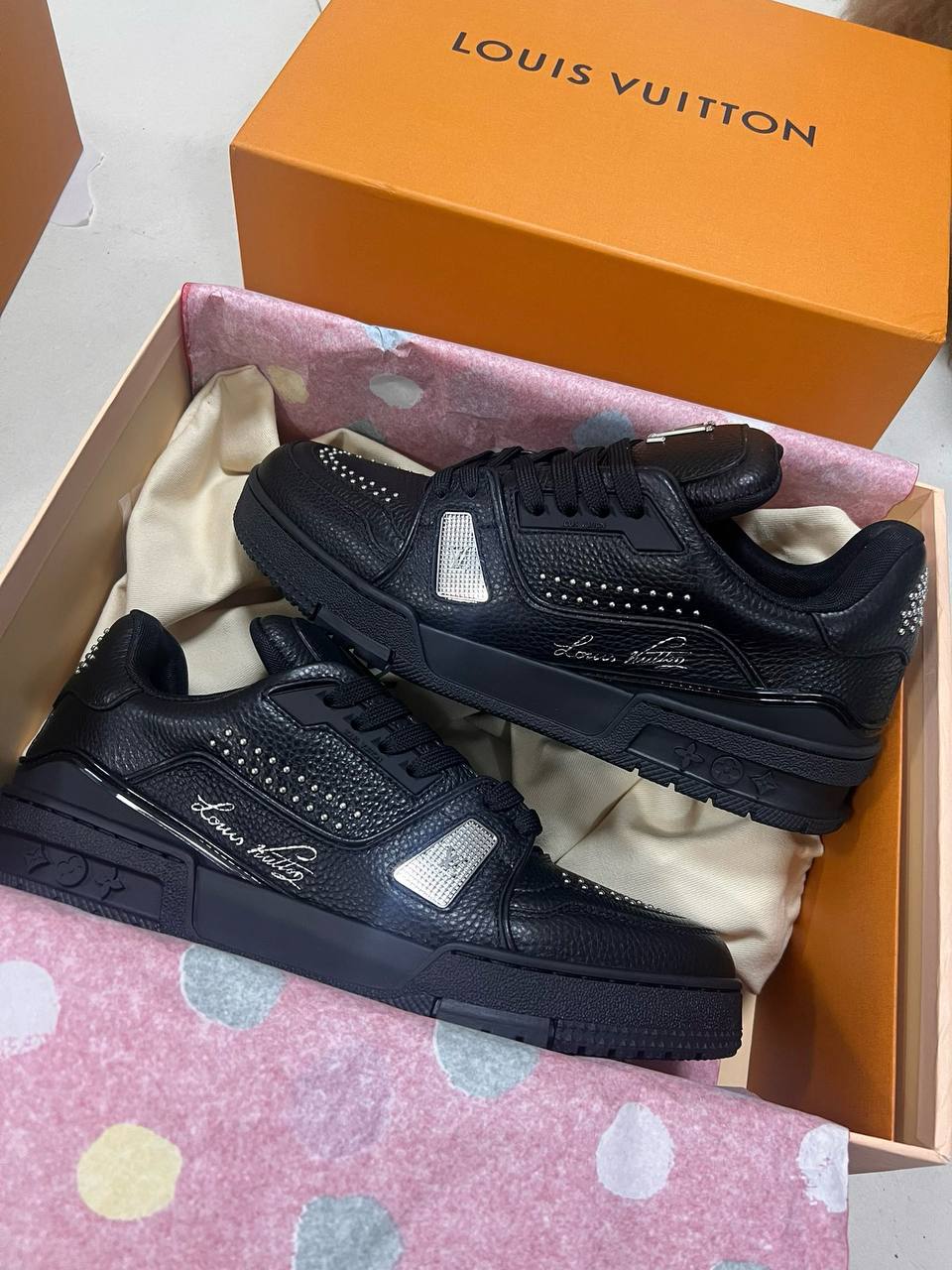 LV