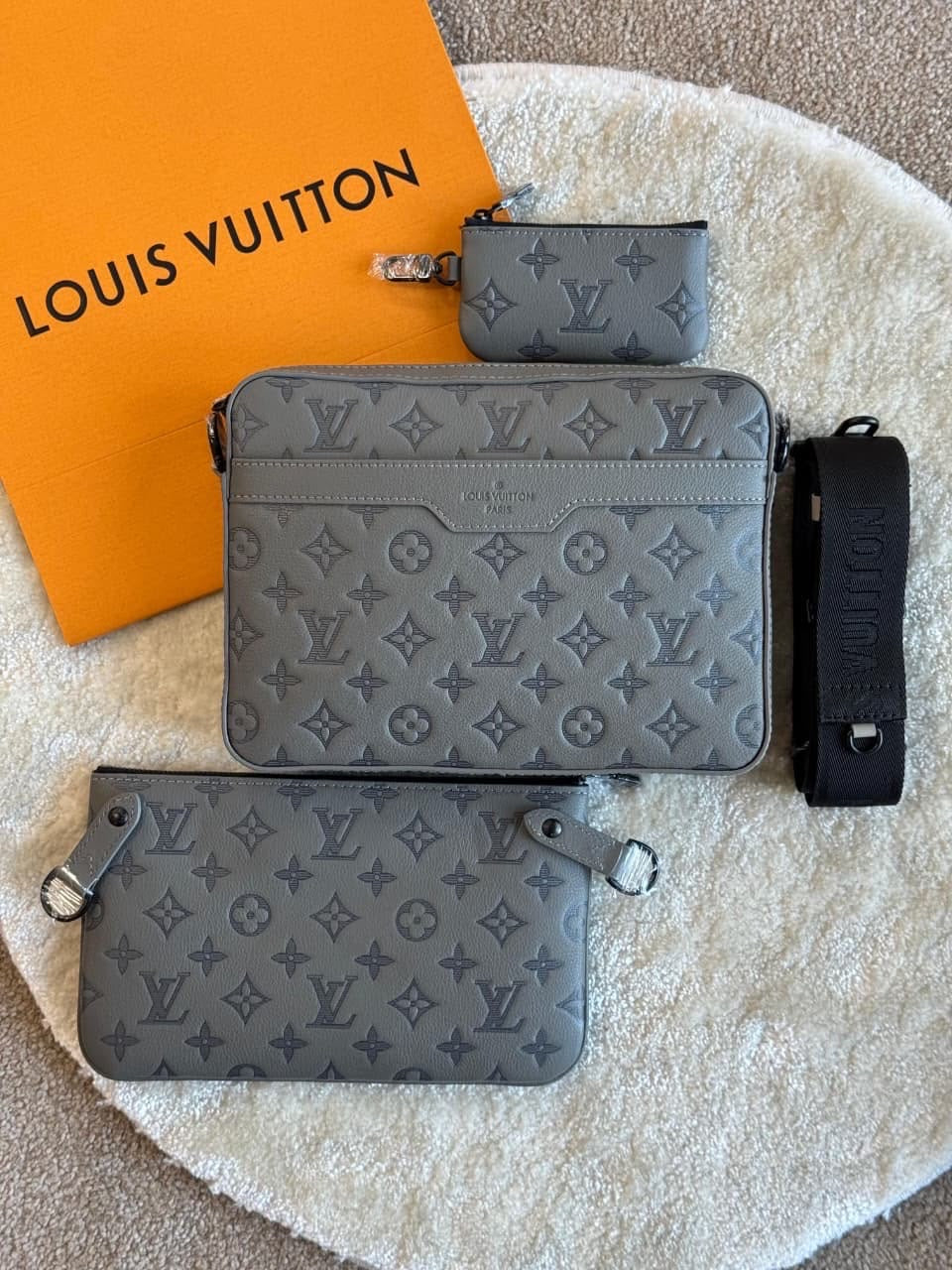 Bolsa Masculina LV